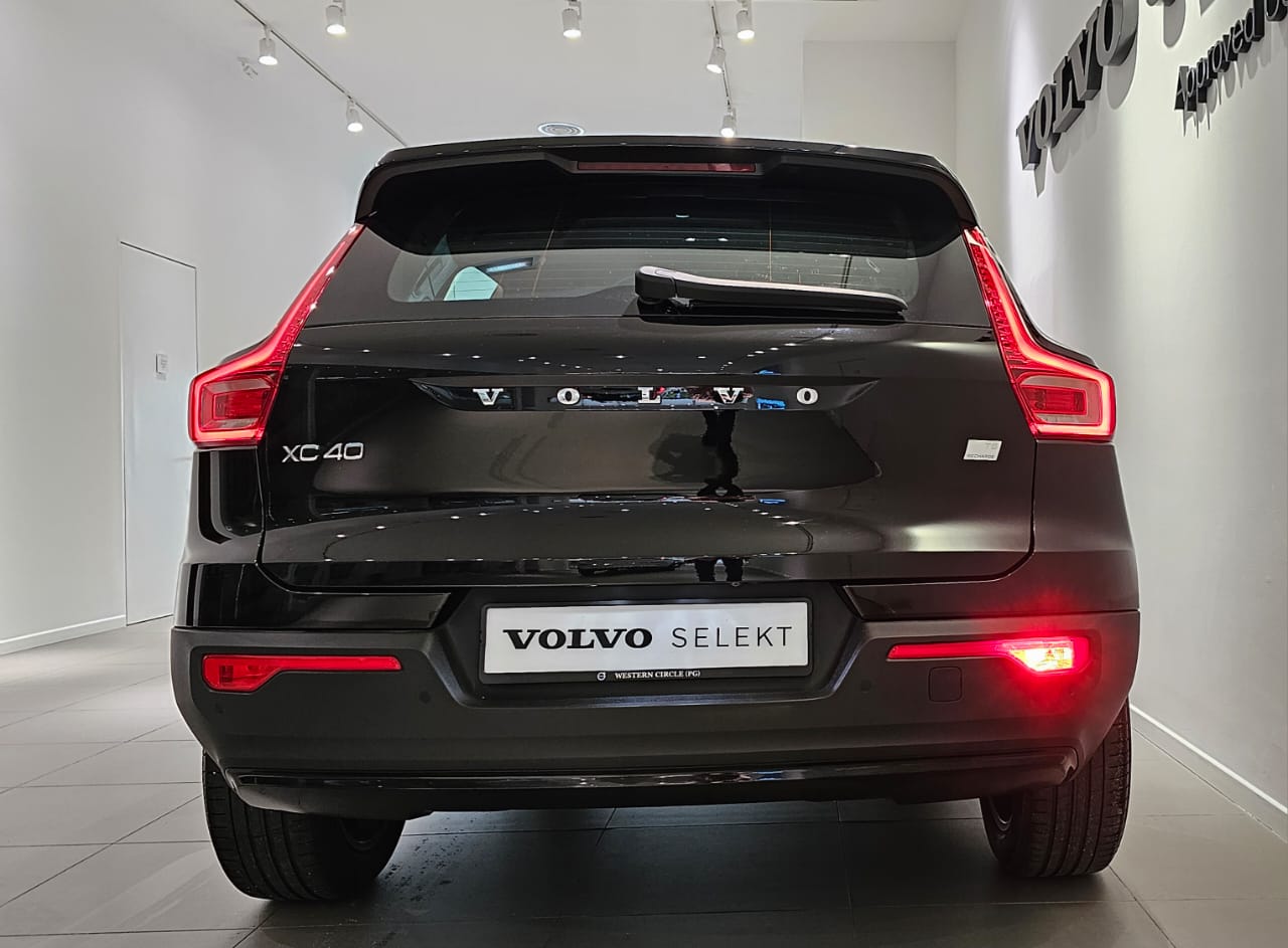 Volvo  XC40 Recharge R-Design, T5 (262 hp) aut