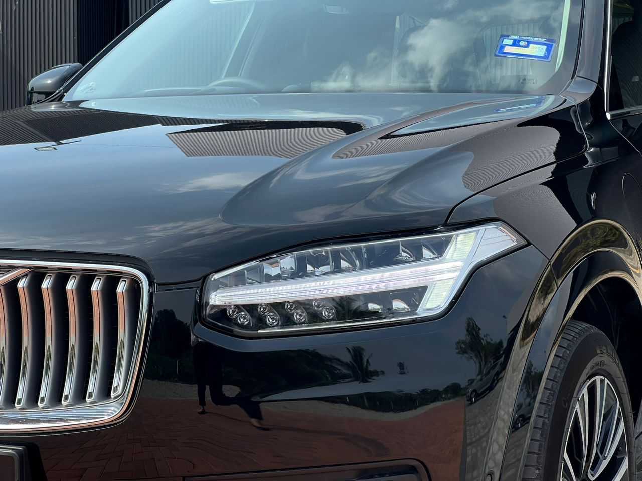 Volvo  XC90 Recharge Ultimate, T8 AWD plug-in hybrid, Electric/Petrol, Bright, 7 Seats