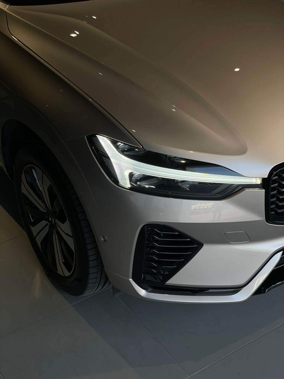 Volvo XC60 Ultra, T8 AWD Plug-in hybrid, Electric/Petrol, Dark