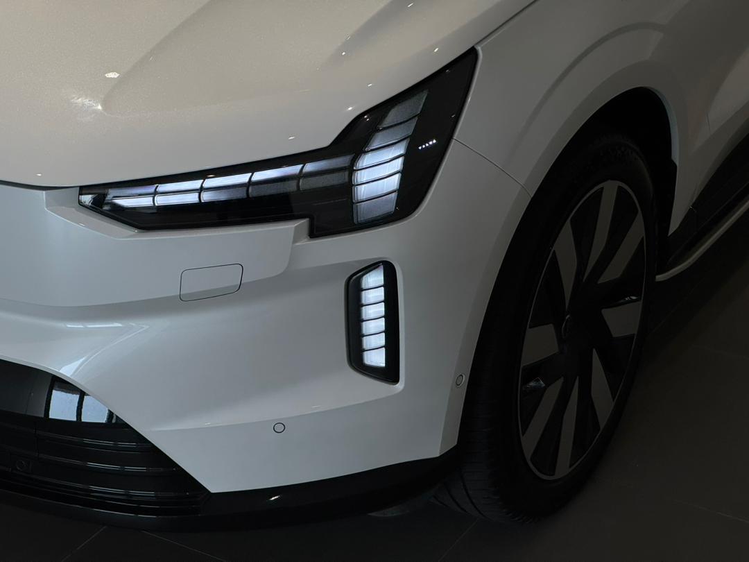 Volvo  EX90 Ultra, Twin Motor Performance, Electric, 7 Seats