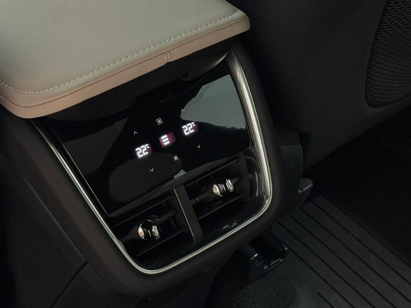 Volvo  EX90 Ultra, Twin Motor Performance, Electric, 7 Seats