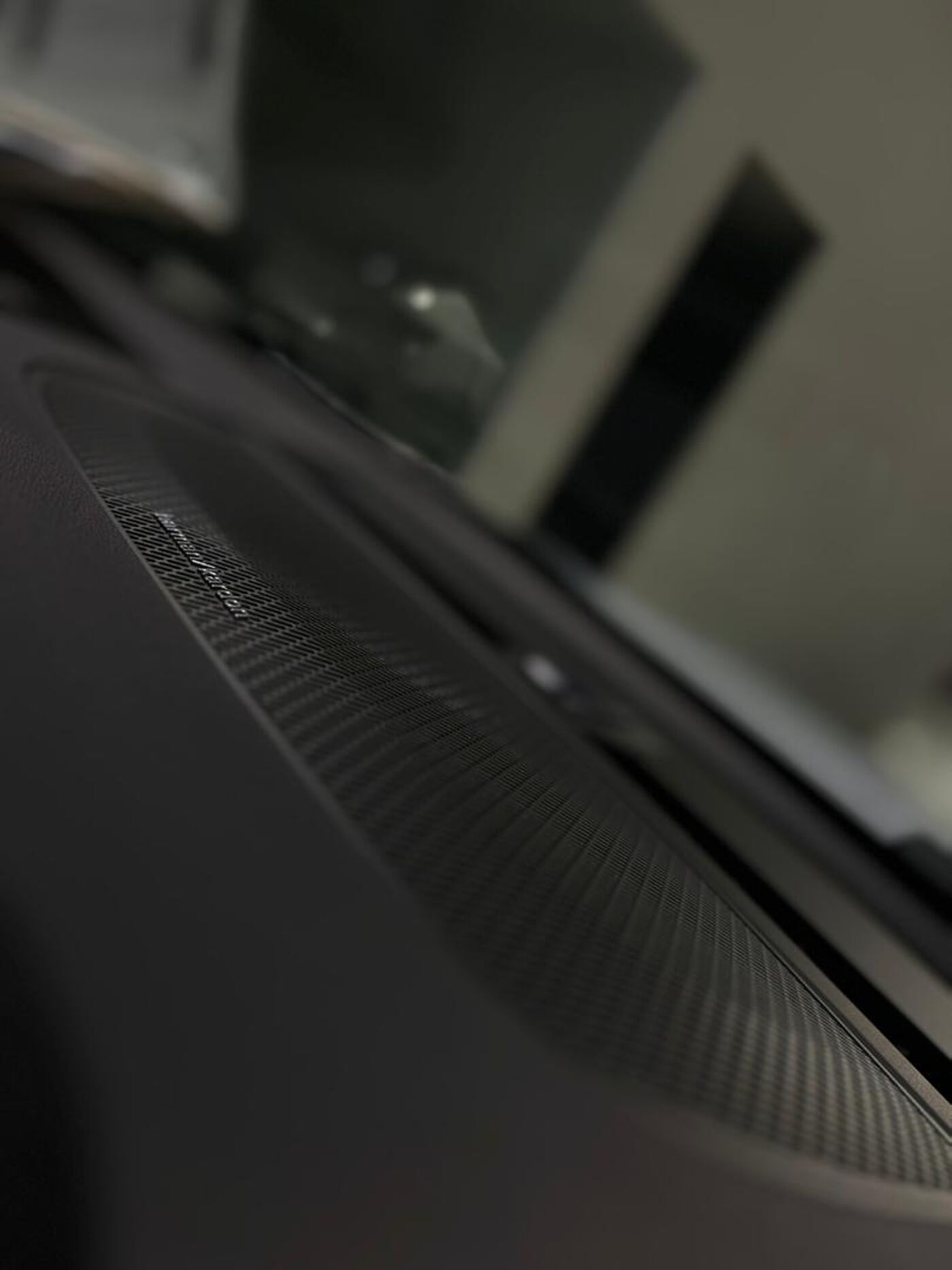 Volvo  Plus, B5 AWD Mild hybrid, Petrol, Dark