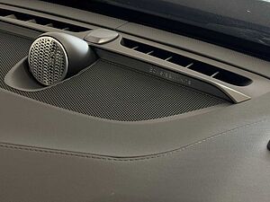 Volvo XC90 Ultra, T8 AWD Plug-in hybrid, Electric/Petrol, Bright, 7 Seats