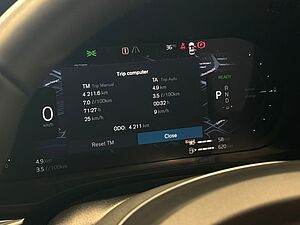 Volvo XC60 Ultra, T8 AWD Plug-in hybrid, Electric/Petrol, Dark