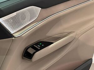 Volvo  EX90 Ultra, Twin Motor Performance, Electric, 7 Seats