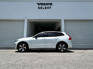 Volvo Recharge Ultimate, T8 AWD Plug-in hybrid, Electric/Petrol, Dark