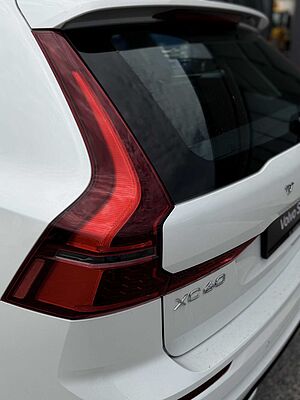 Volvo  XC60 Ultra, T8 AWD Plug-in hybrid, Electric/Petrol, Dark