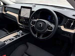Volvo  XC60 Ultra, T8 AWD Plug-in hybrid, Electric/Petrol, Dark