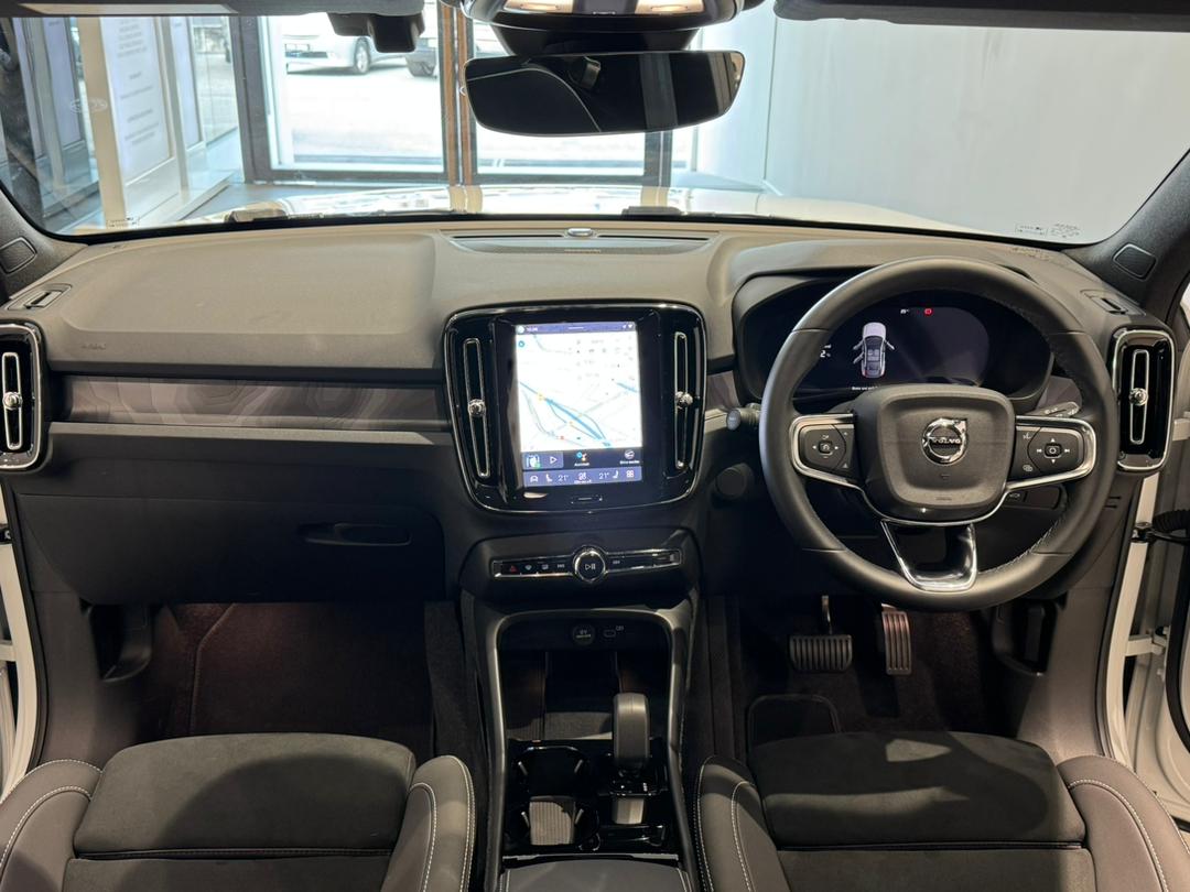 Volvo  EC40 Ultra, Twin Motor, Electric