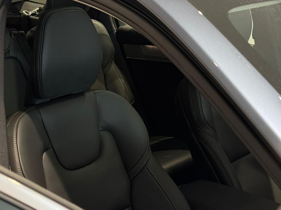 Volvo  Ultra, T8 AWD Plug-in hybrid, Electric/Petrol, Bright, 7 Seats
