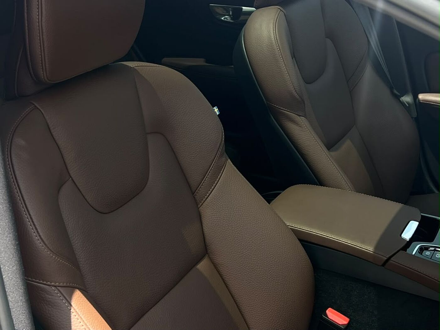 Volvo Recharge Ultimate, T8 , Electric/Petrol, Bright