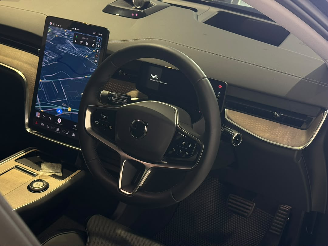 Volvo Ultra, Twin Motor Performance, Electric, 7 Seats