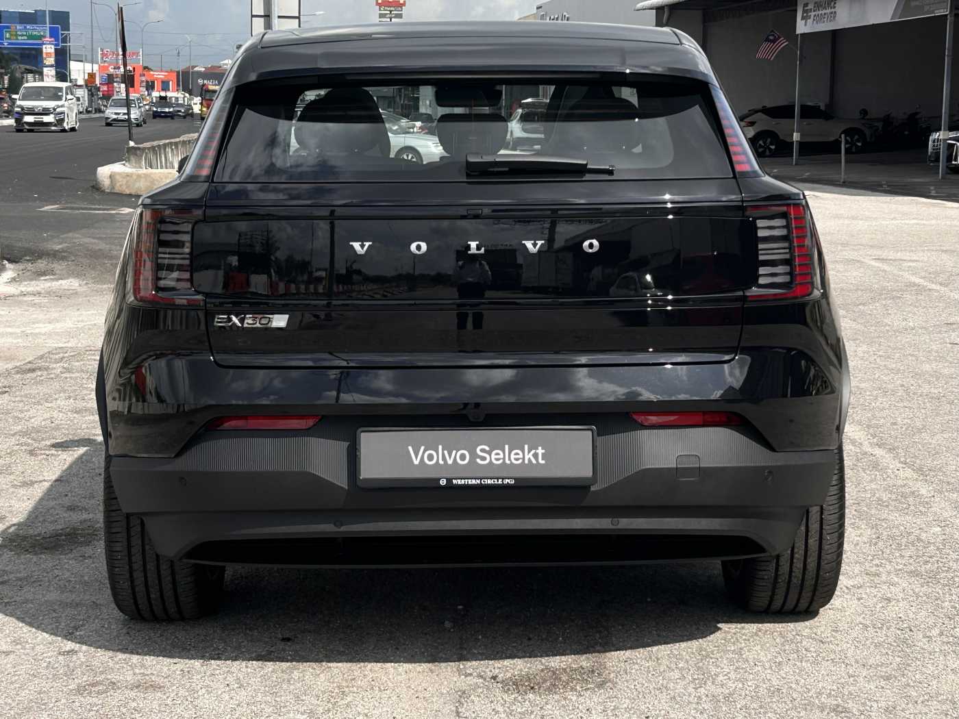 Volvo  Ultra, Single Motor Extended Range, Electric