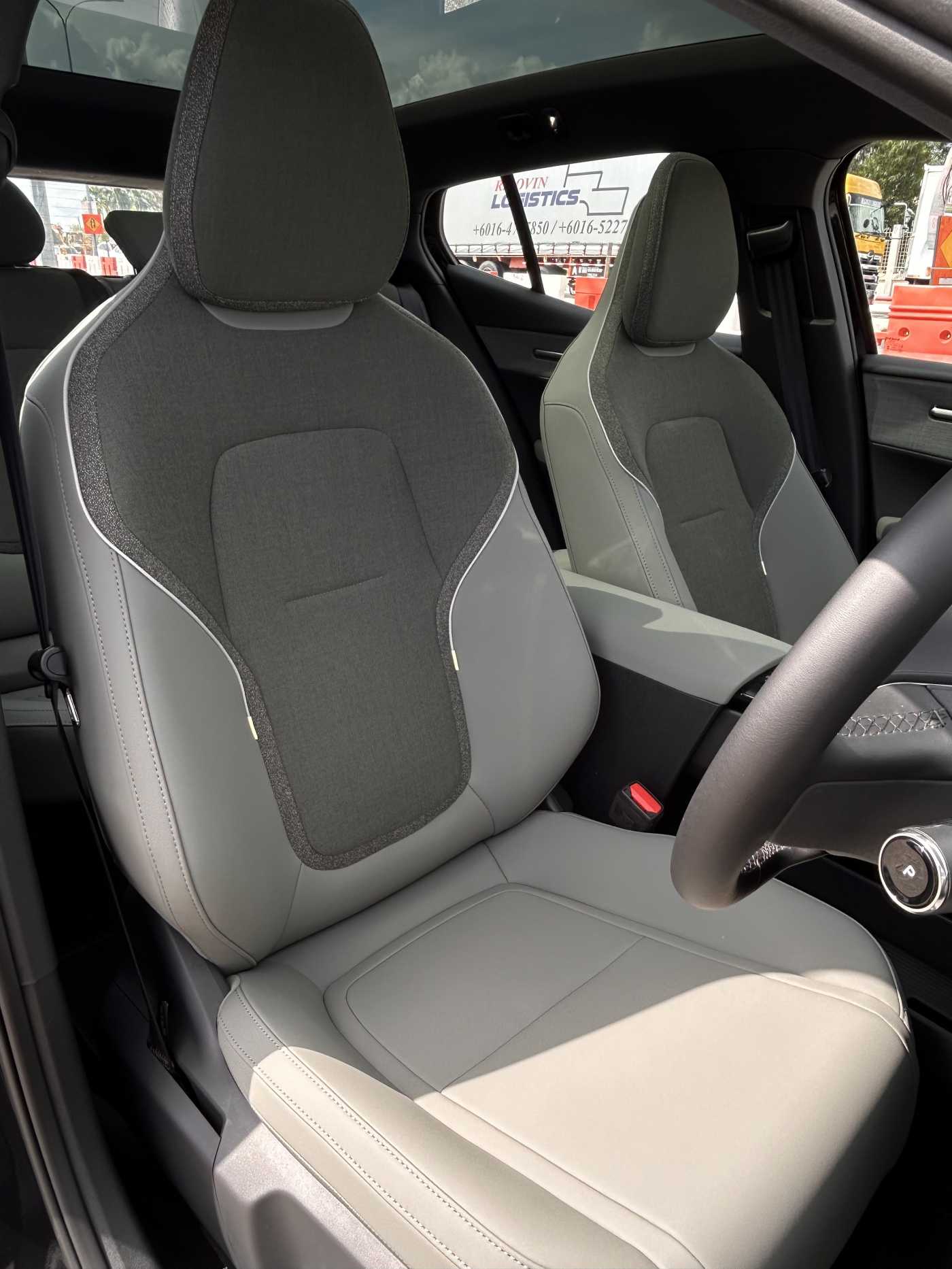 Volvo  Ultra, Single Motor Extended Range, Electric