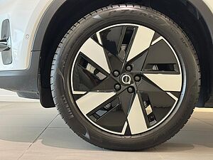 Volvo  EC40 Ultra, Twin Motor, Electric