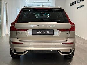 Volvo  XC60 Ultra, T8 AWD Plug-in hybrid, Electric/Petrol, Dark