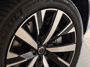 Volvo  Ultra, T8 AWD Plug-in hybrid, Electric/Petrol, Bright, 7 Seats