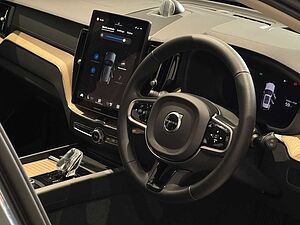 Volvo Ultra, T8 AWD Plug-in hybrid, Electric/Petrol, Dark