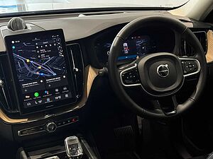 Volvo Ultra, T8 AWD Plug-in hybrid, Electric/Petrol, Dark