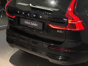Volvo XC60 Essential, B5 AWD Mild hybrid, Petrol