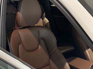 Volvo XC90 Ultra, T8 AWD Plug-in hybrid, Electric/Petrol, Bright, 7 Seats