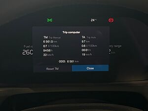 Volvo XC90 Ultra, T8 AWD Plug-in hybrid, Electric/Petrol, Bright, 7 Seats