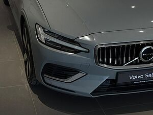 Volvo V60 Recharge Plus, T8 AWD Plug-in hybrid, Electric/Petrol, Bright