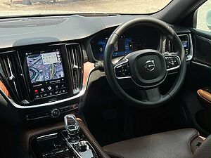 Volvo Recharge Ultimate, T8 , Electric/Petrol, Bright