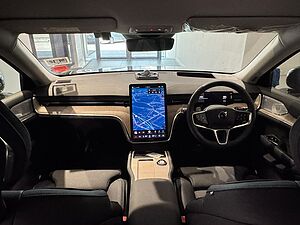 Volvo Ultra, Twin Motor Performance, Electric, 7 Seats
