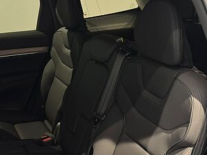 Volvo Ultra, Twin Motor Performance, Electric, 7 Seats